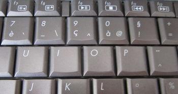 键盘打出吃瓜的符号,揭秘“吃瓜”符号的流行奥秘