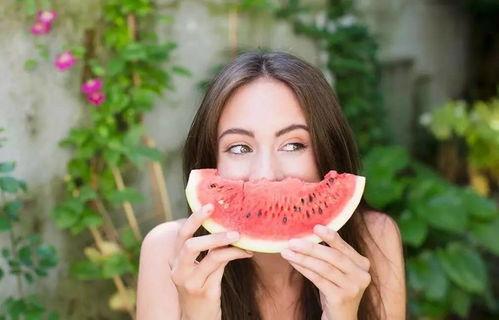 安琪尔吃瓜,揭秘娱乐圈幕后故事